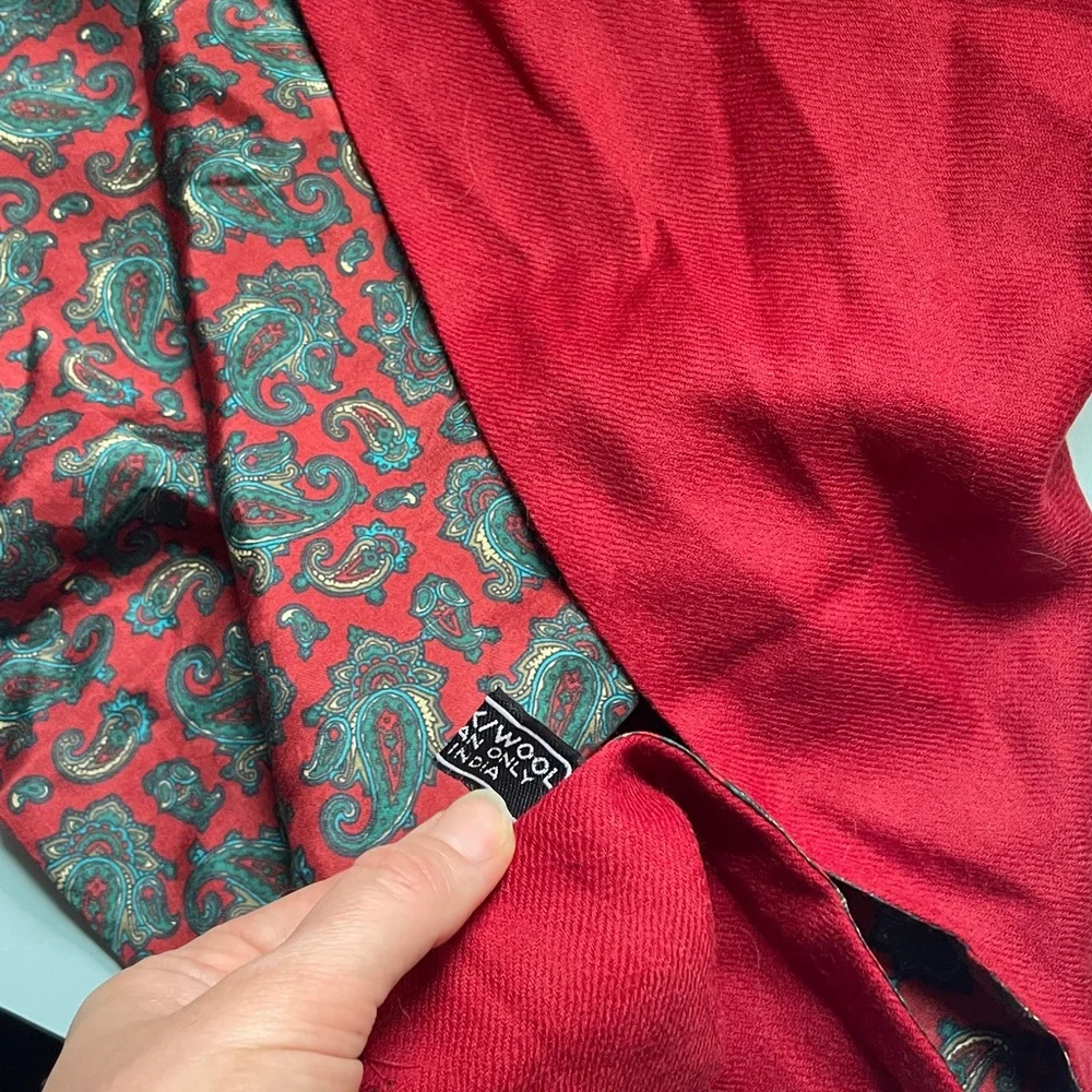 VTG SILK AND WOOL (CASHMERE?) SCARF